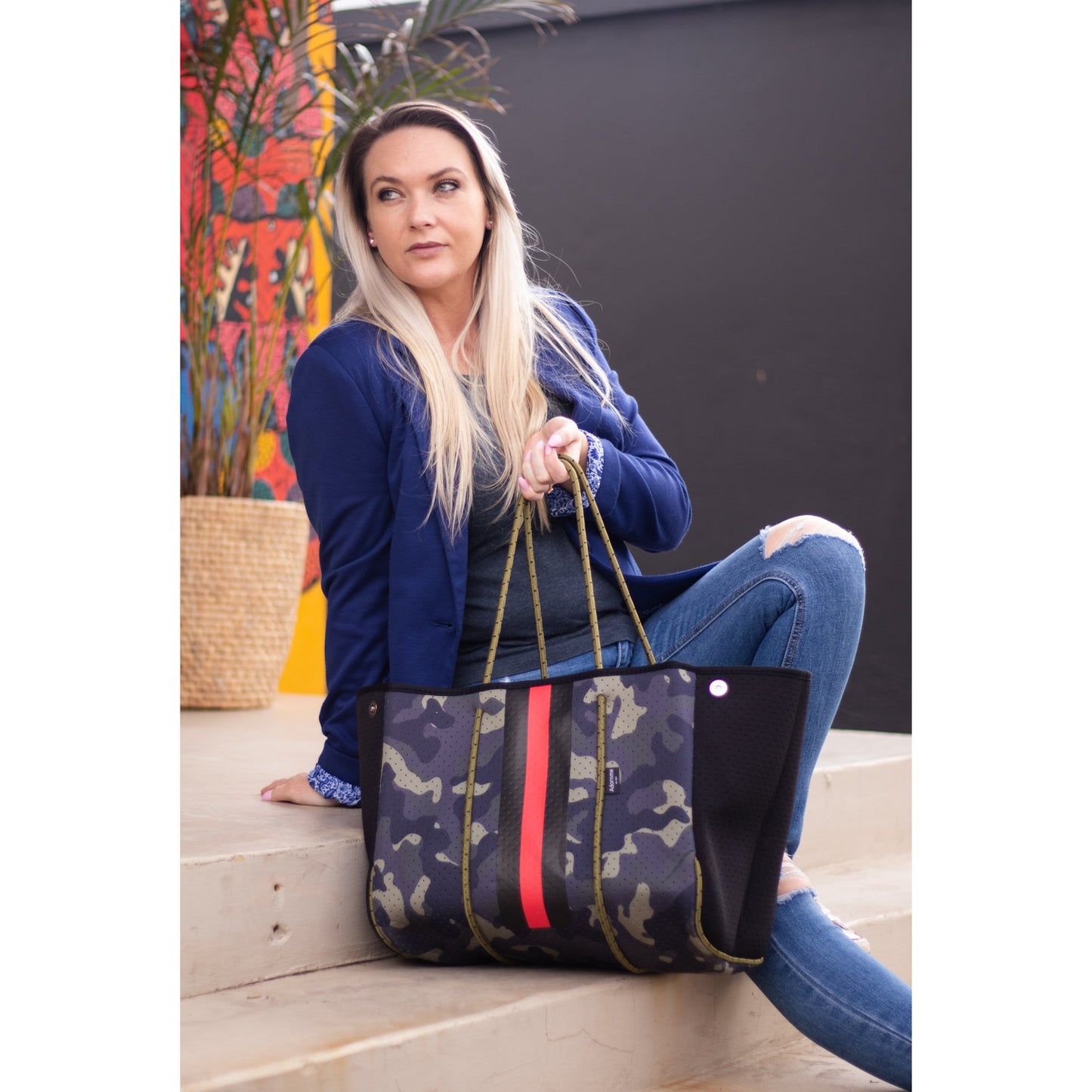 CAMO RED  TOTE